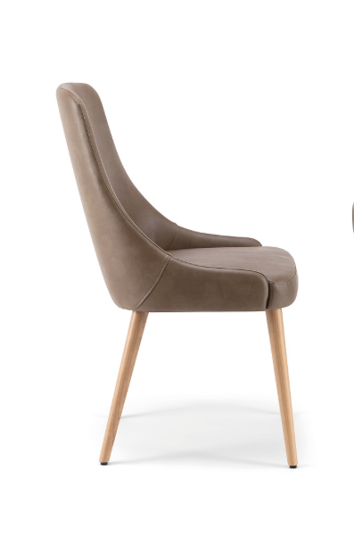 Adima 01 Base 100 Side Chair-Contract Furniture Store for hospitality, leisure & commercial projects