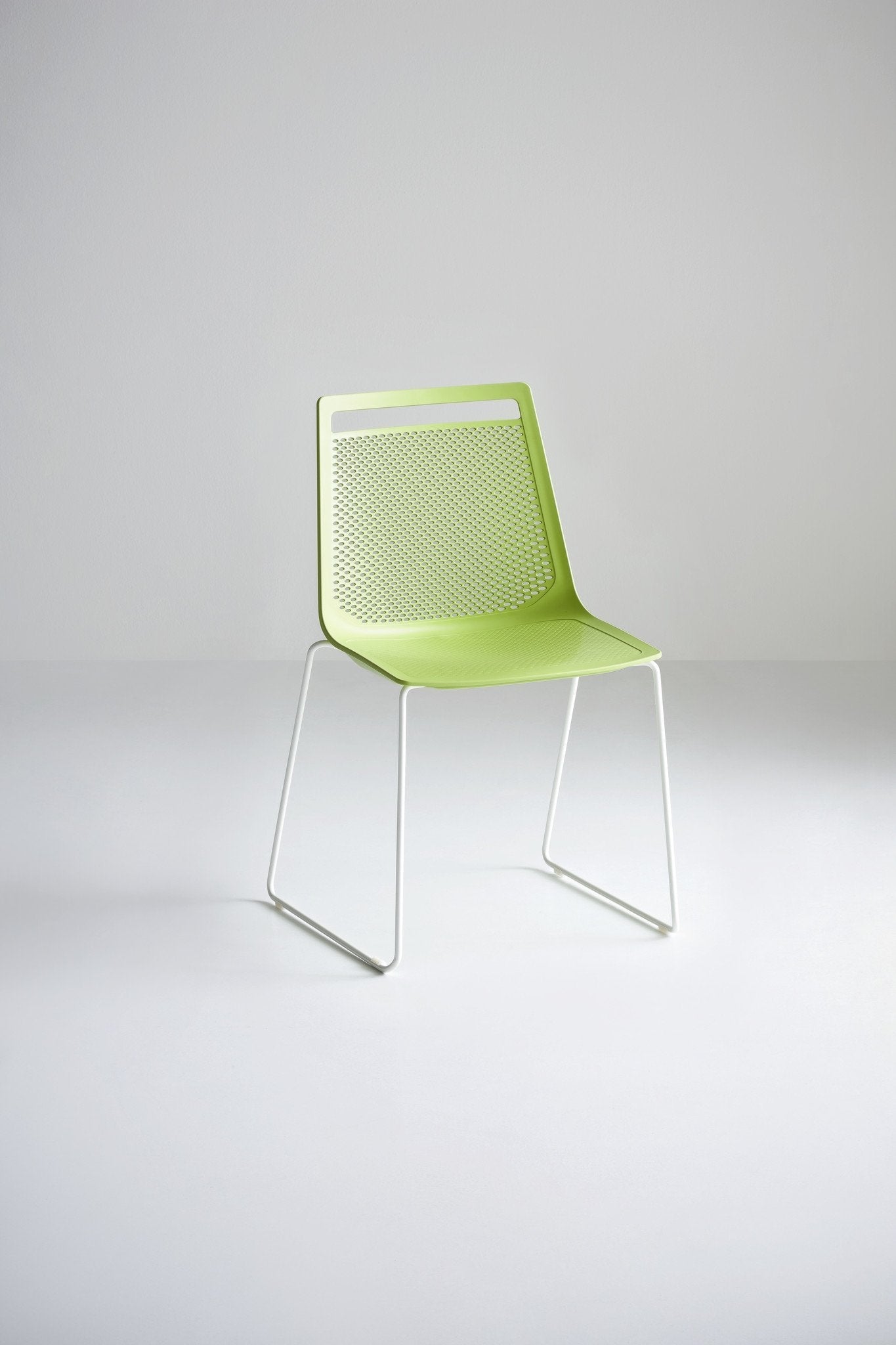 Akami S Side Chair-Contract Furniture Store for hospitality, leisure & commercial projects