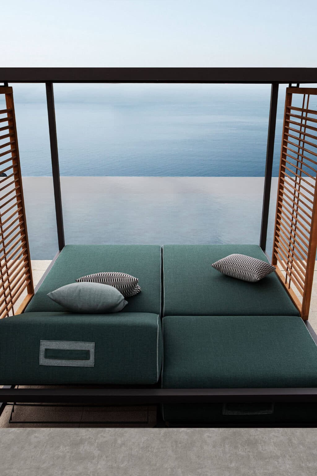 Alcova Day Bed-Contract Furniture Store for hospitality, leisure & commercial projects