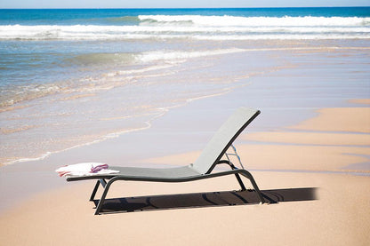 Alizé 8906 Lounger-Contract Furniture Store for hospitality, leisure & commercial projects