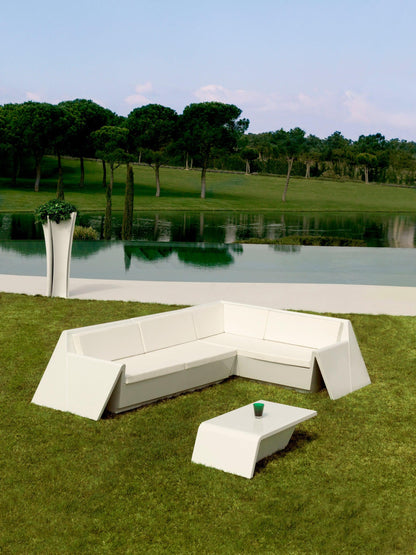 Alma Planter-Contract Furniture Store for hospitality, leisure & commercial projects