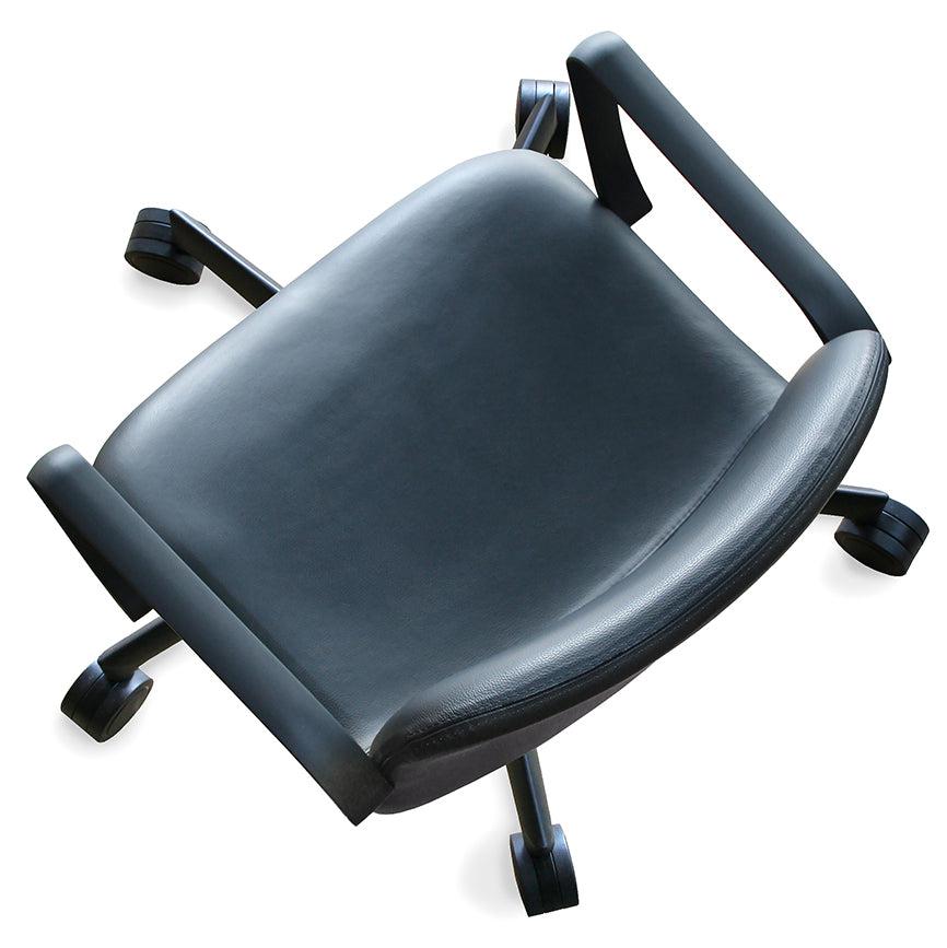 Bacco Office Armchair-Contract Furniture Store for hospitality & leisure and commercial projects