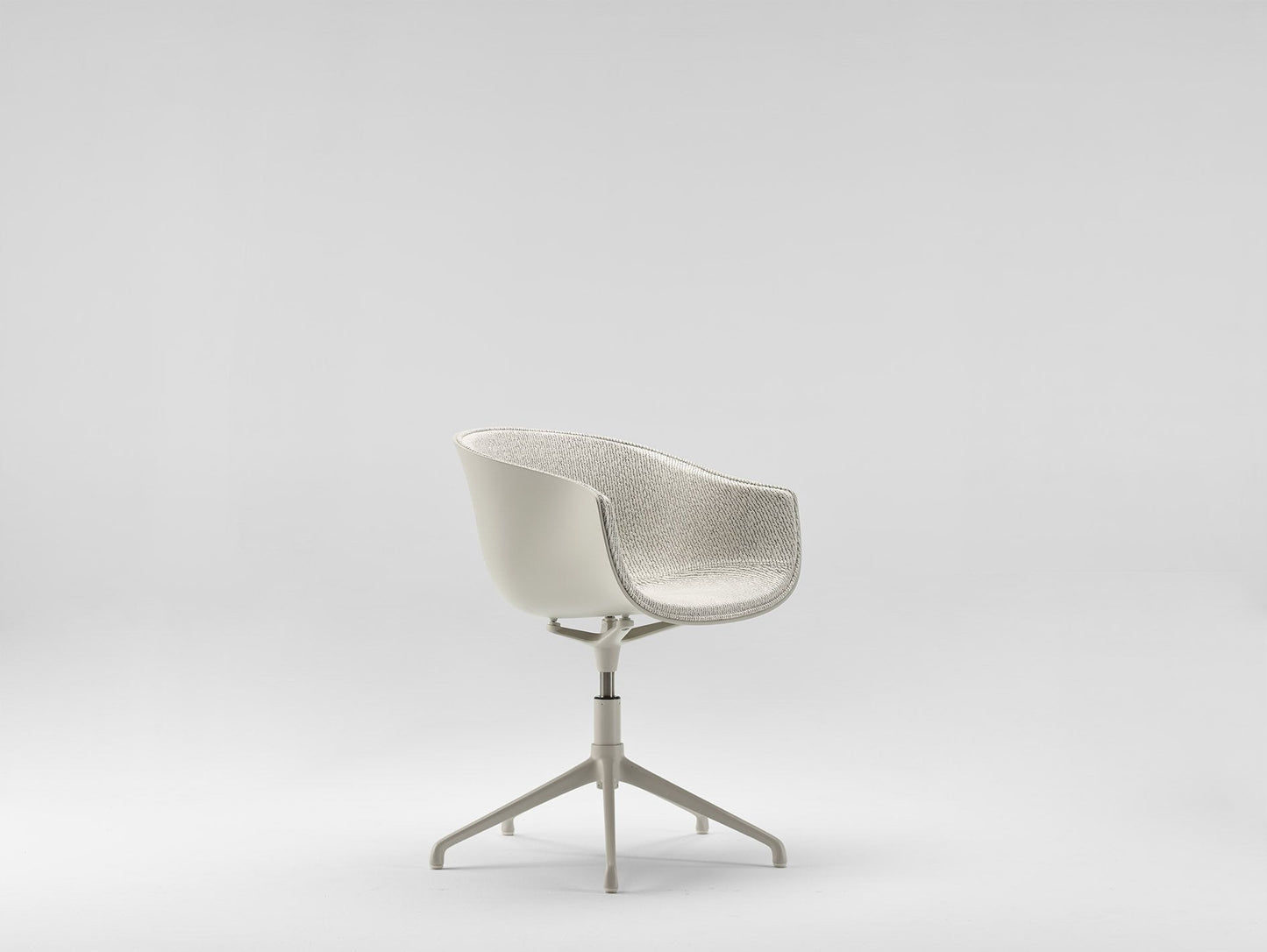 Bai Swivel Armchair-Contract Furniture Store for hospitality & leisure and commercial projects