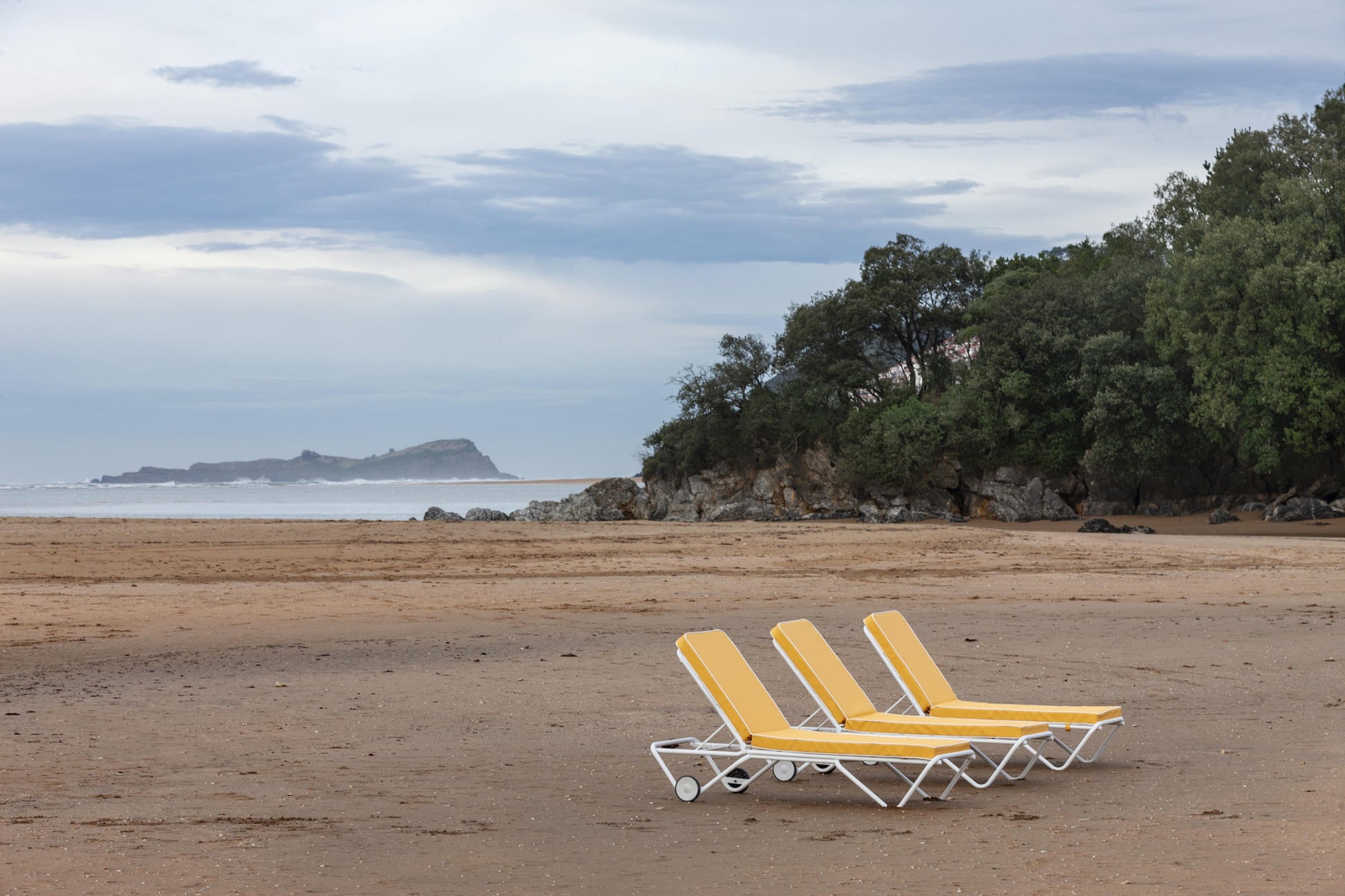 Barceloneta Sunlounger-Contract Furniture Store