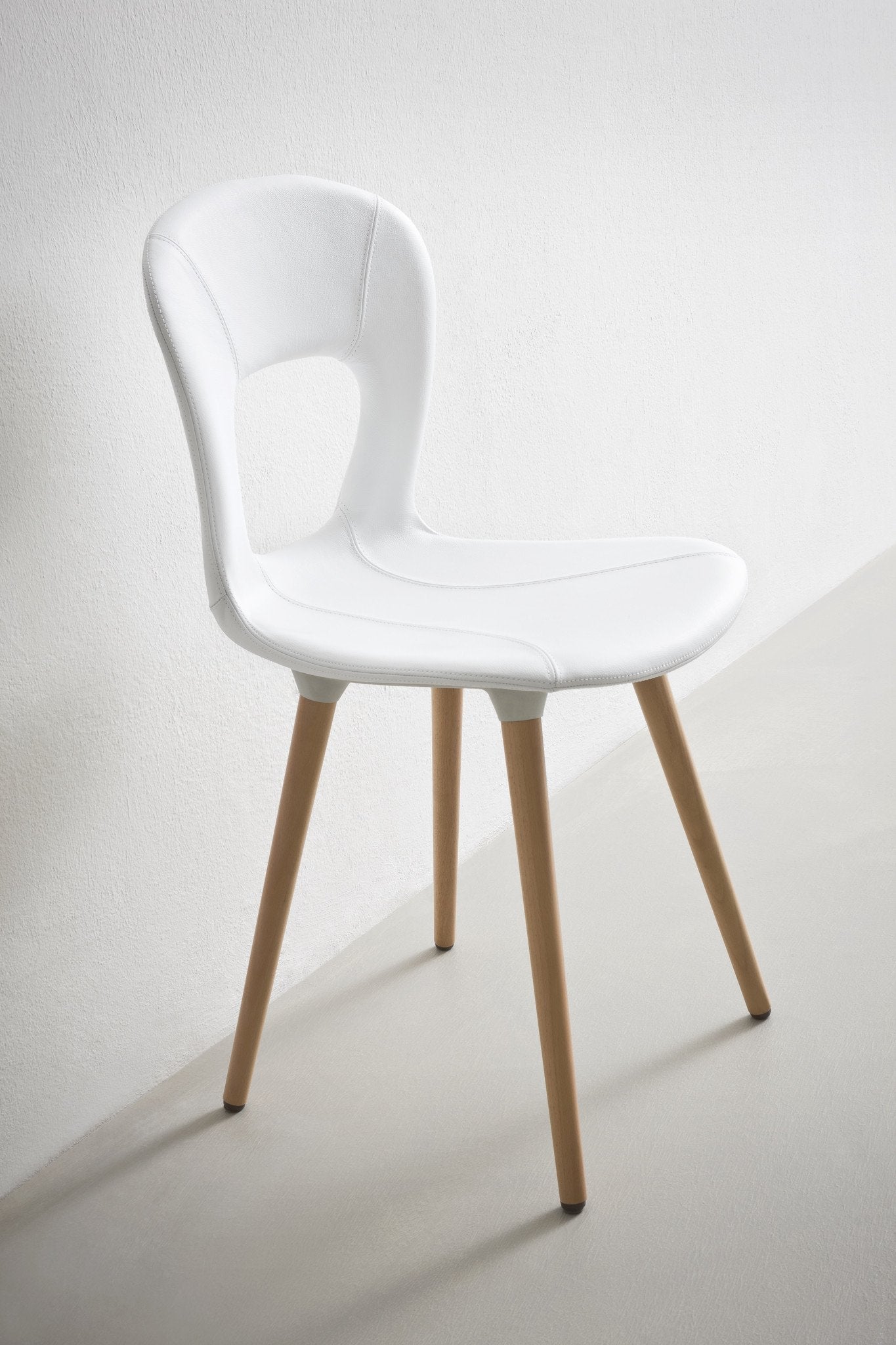 Blog BLU Side Chair-Contract Furniture Store for hospitality & leisure and commercial projects