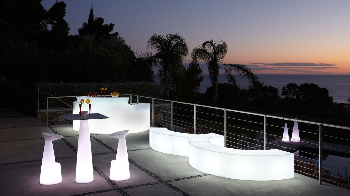 Break Bar Counter-Contract Furniture Store for hospitality, leisure & commercial projects