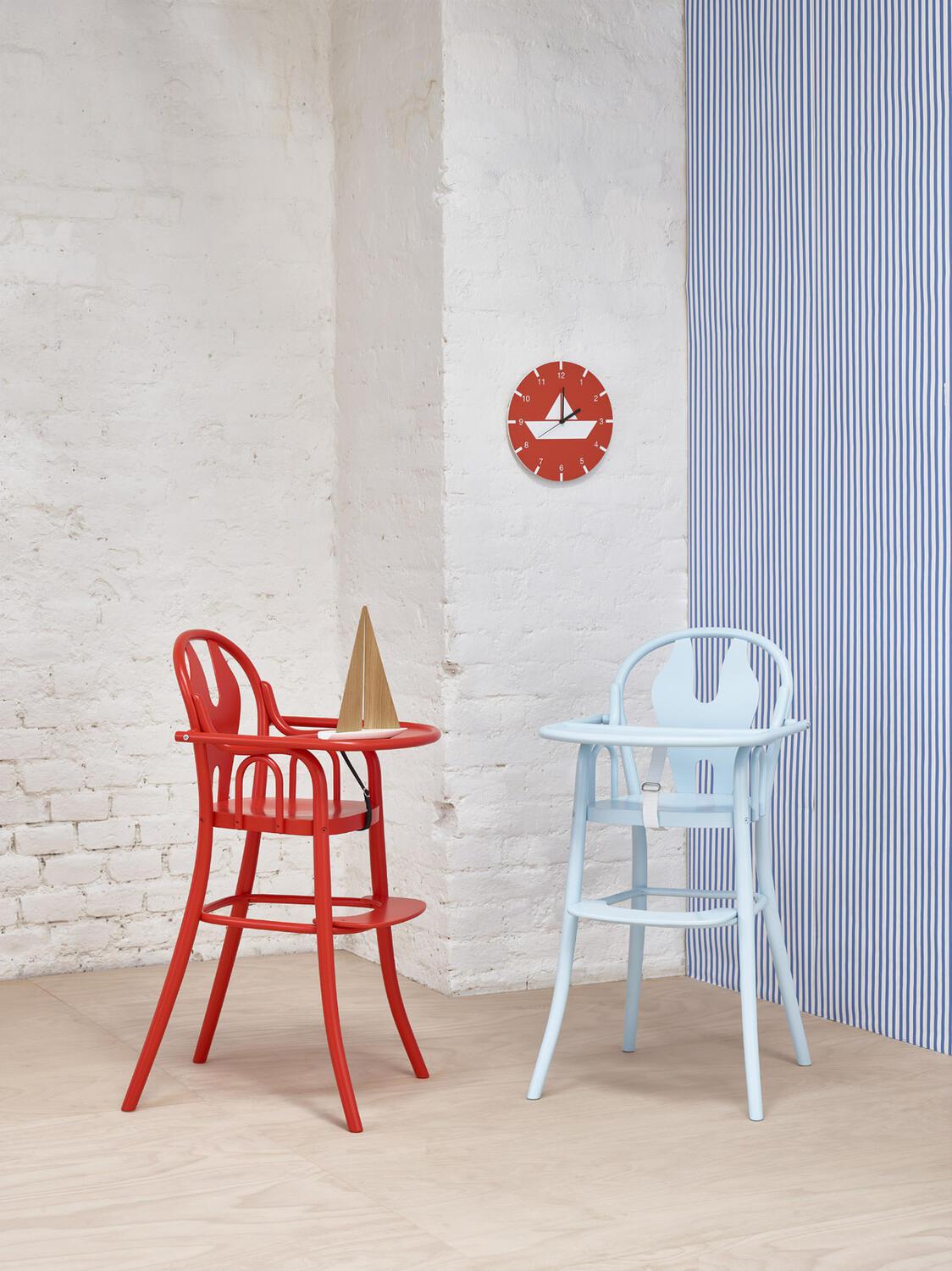 Children’s Petit 114 High Chair-Contract Furniture Store for hospitality, leisure & commercial projects