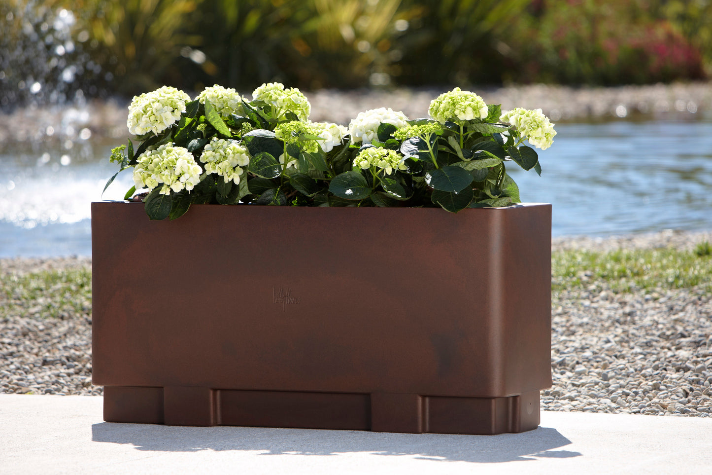 City Hydroplanter-Contract Furniture Store for hospitality, leisure & commercial projects