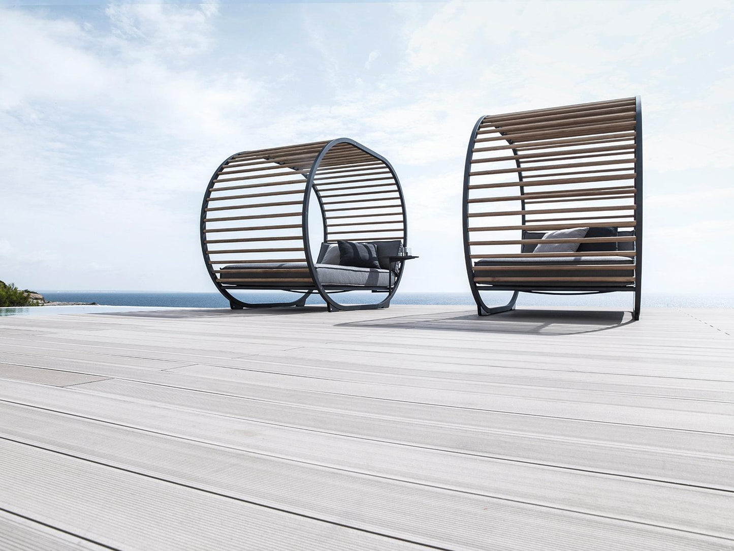 Cradle Daybed-Contract Furniture Store for hospitality, leisure & commercial projects