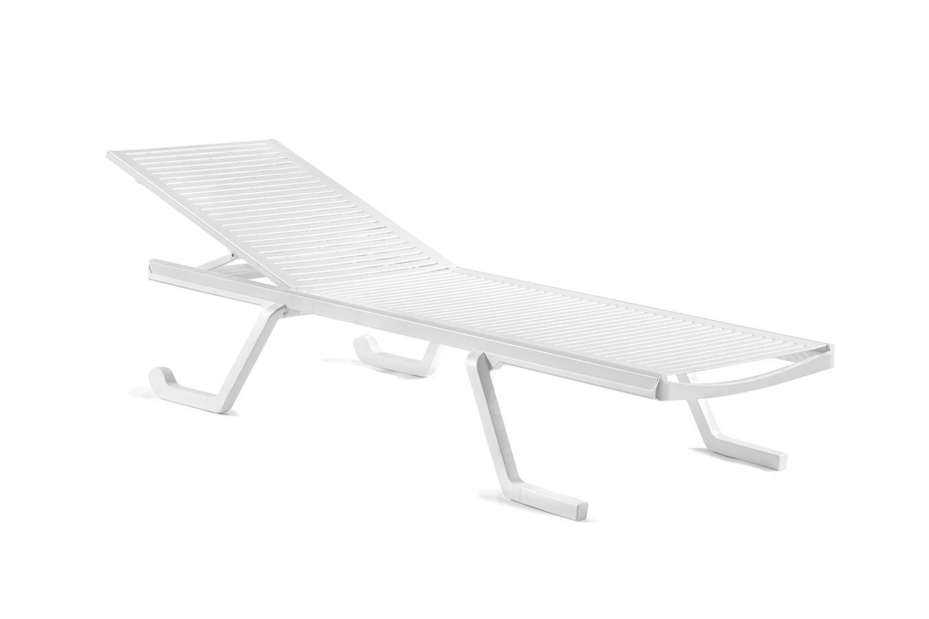 Doge Sun Lounger-Contract Furniture Store