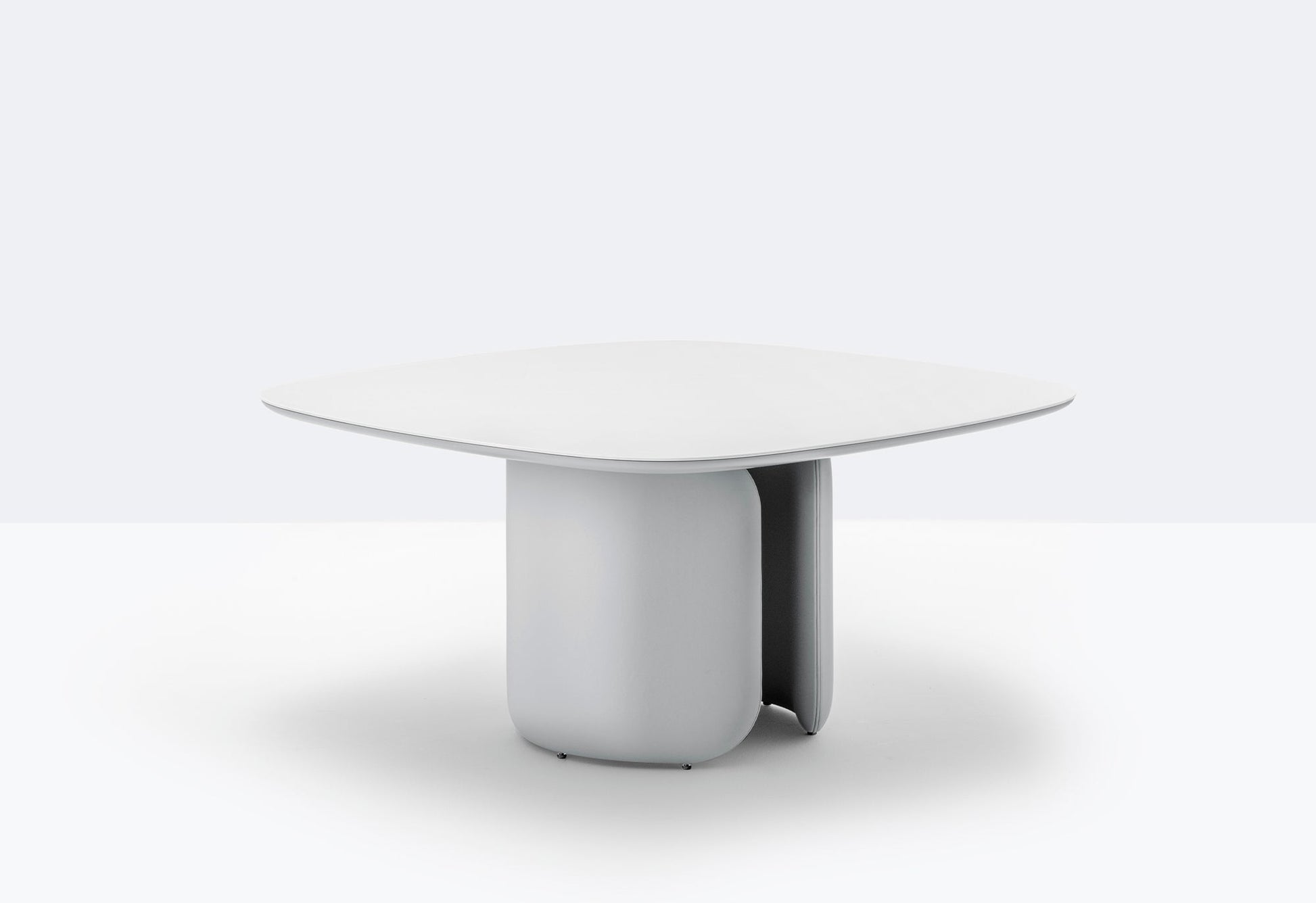 Elinor Dining Table-Contract Furniture Store for hospitality, leisure & commercial projects