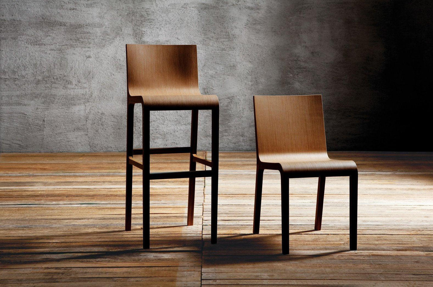 Foglia 429 High Stool-Billiani-Contract Furniture Store