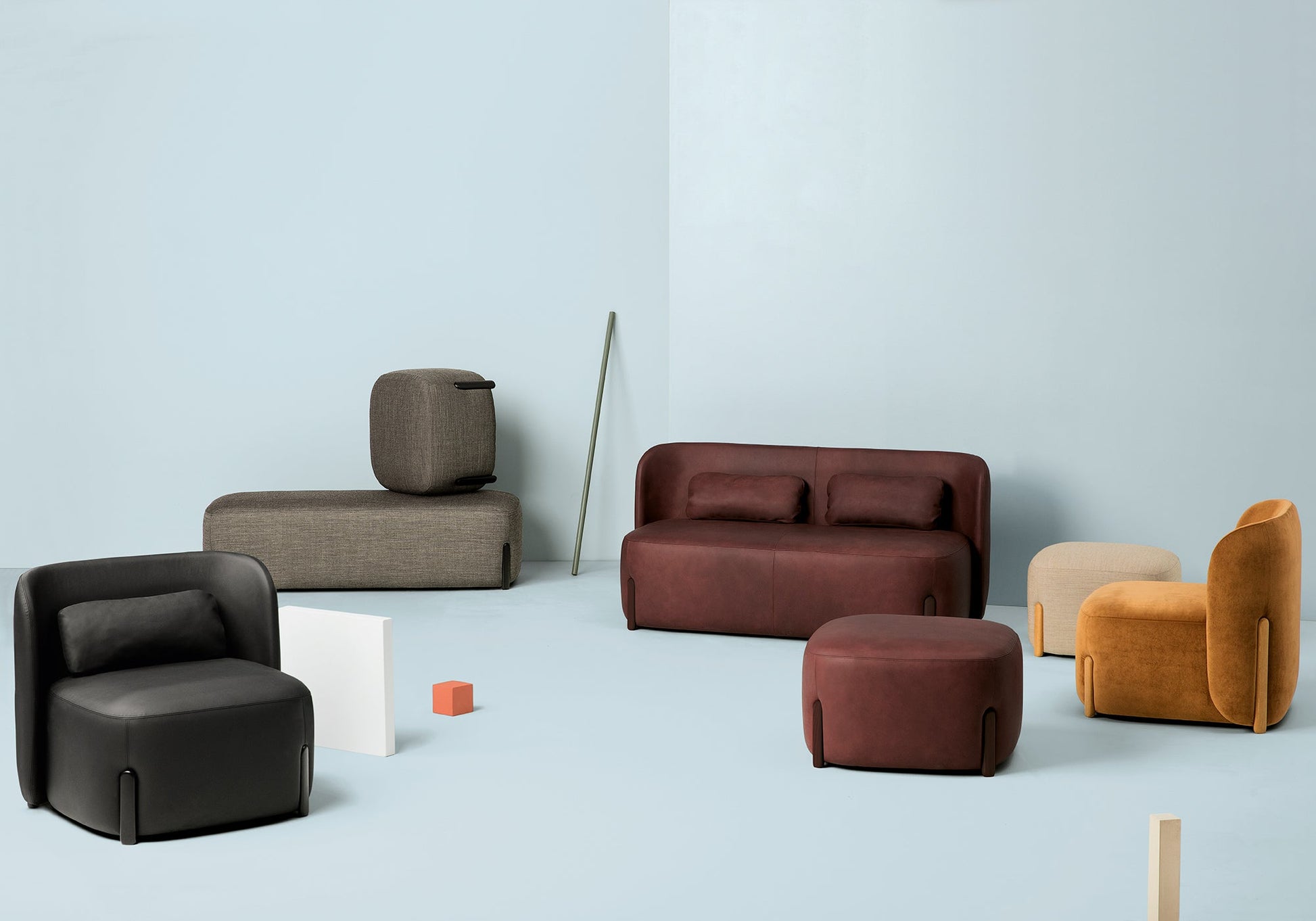 Hyppo 6.09.L Sofa-Contract Furniture Store