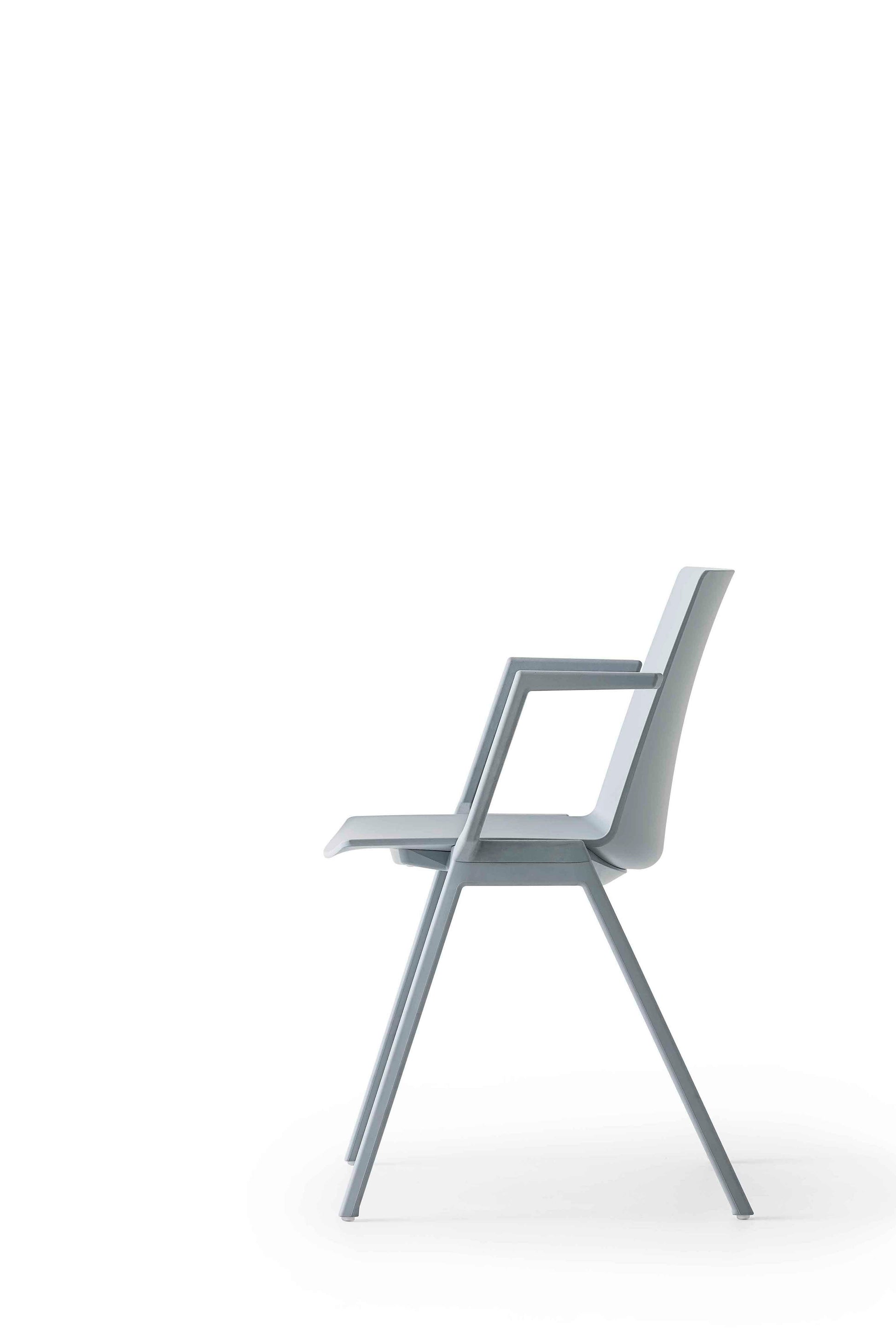 Jubel IVB Armchair-Gaber-Contract Furniture Store