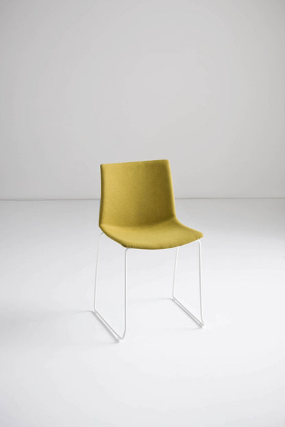 Kanvas S Front Side Chair-Contract Furniture Store for hospitality, leisure & commercial projects