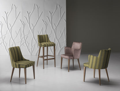 Louvre/A Armchair-Contract Furniture Store for hospitality, leisure & commercial projects