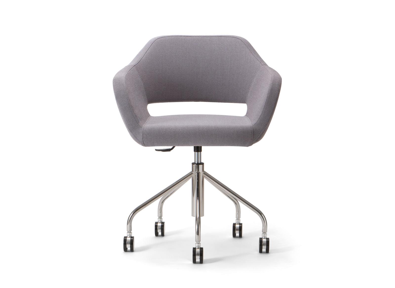 Manu 04 Base 103 Armchair-Contract Furniture Store for hospitality, leisure & commercial projects