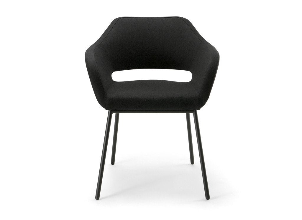 Manu 04 Base 113 Armchair-Contract Furniture Store for hospitality, leisure & commercial projects