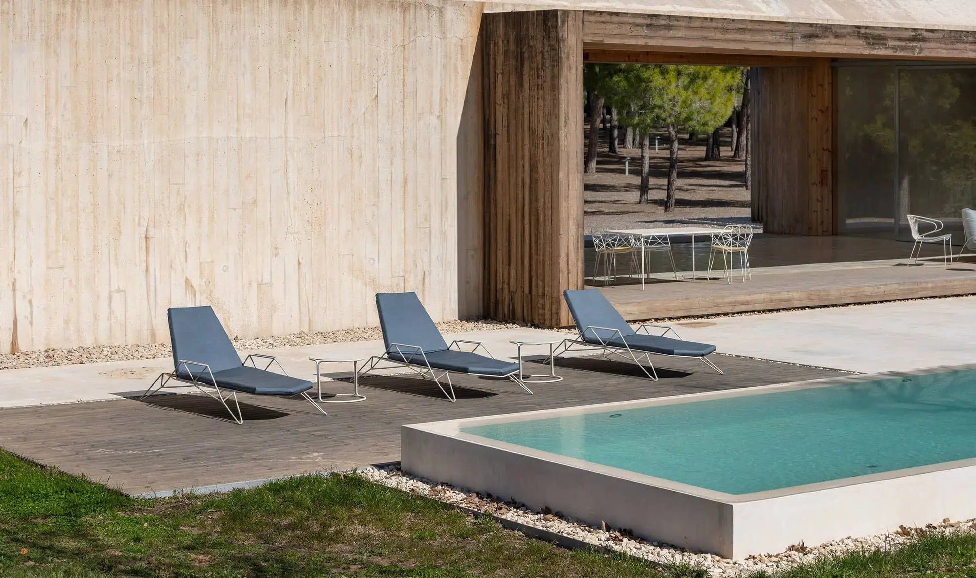 Mitjorn Sun Lounger-Contract Furniture Store for hospitality, leisure & commercial projects