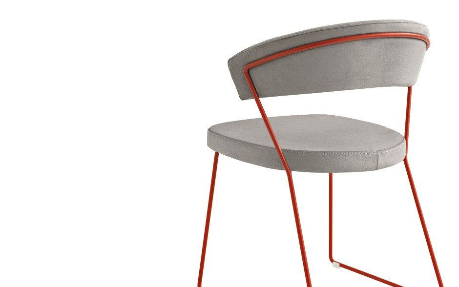 New York Side Chair c/w Sled Legs-Calligaris-Contract Furniture Store