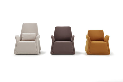 Pío-Pío Lounge Chair-Contract Furniture Store for hospitality, leisure & commercial projects