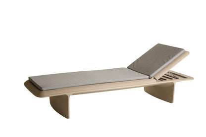 Ponente Lounger-Contract Furniture Store for hospitality, leisure & commercial projects