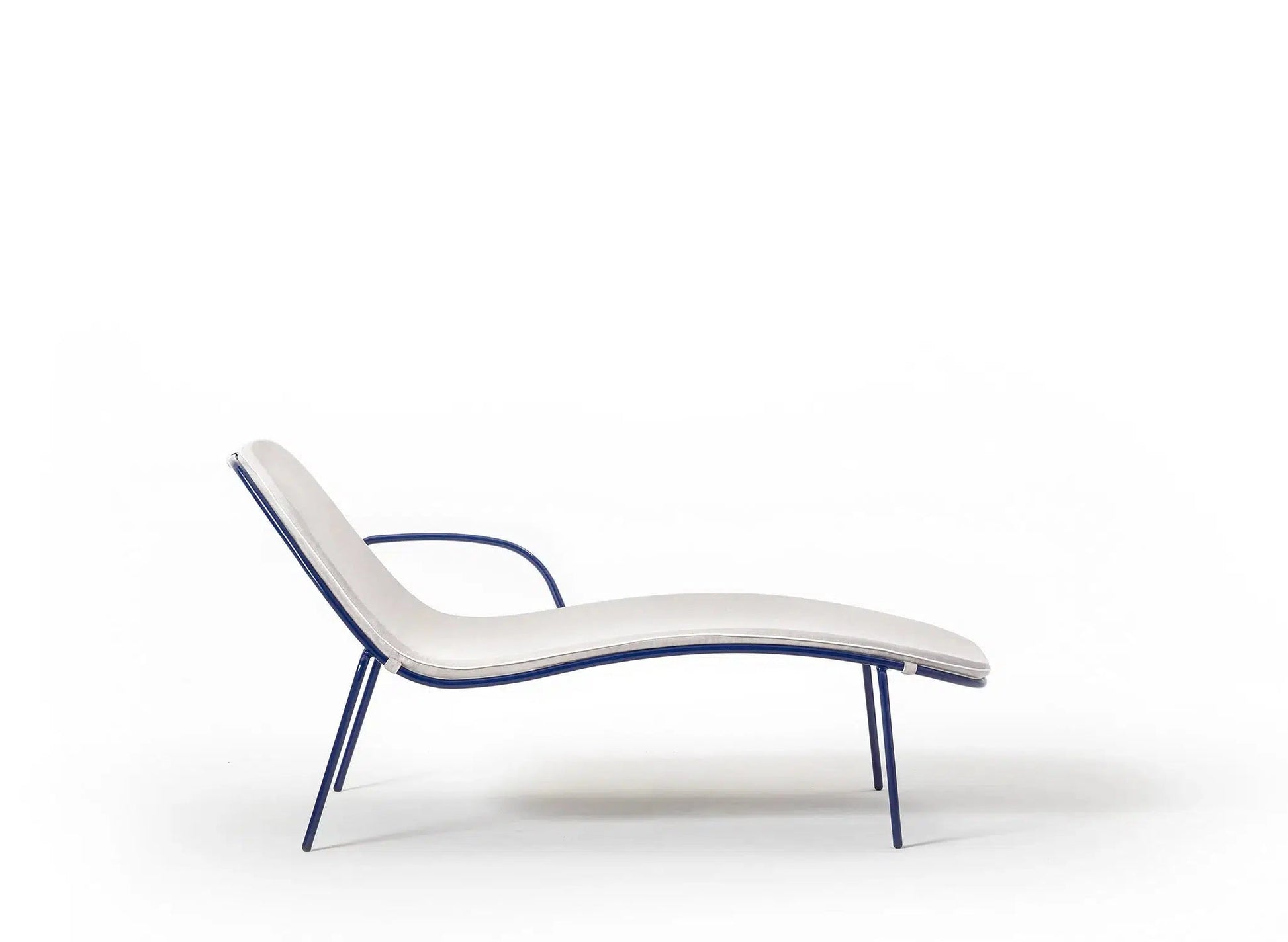 Sunshine Lounger-Contract Furniture Store for hospitality, leisure & commercial projects